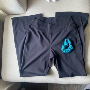 Halara Flared Leggings